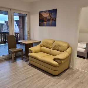  Appartement Mit Jacuzzi Naehe Flughafen Koeln Bonn
